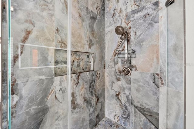 5477 GLEN OAK PLACE, Sanford, FL 32771