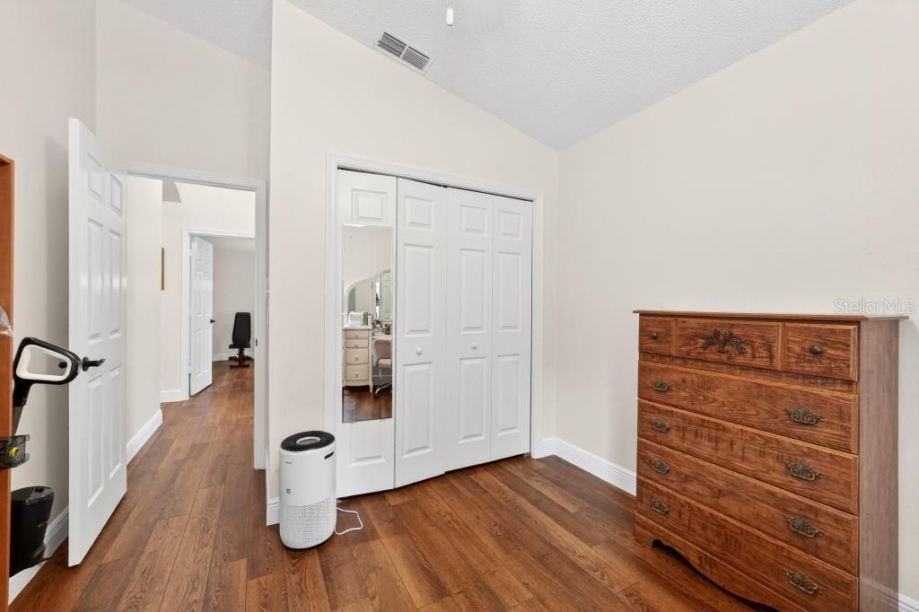 Image 22 of property listing at 5477 GLEN OAK PLACE, Sanford, FL 32771