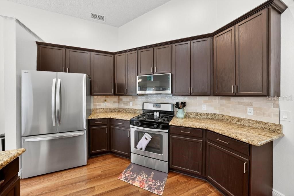 Image 36 of property listing at 5477 GLEN OAK PLACE, Sanford, FL 32771