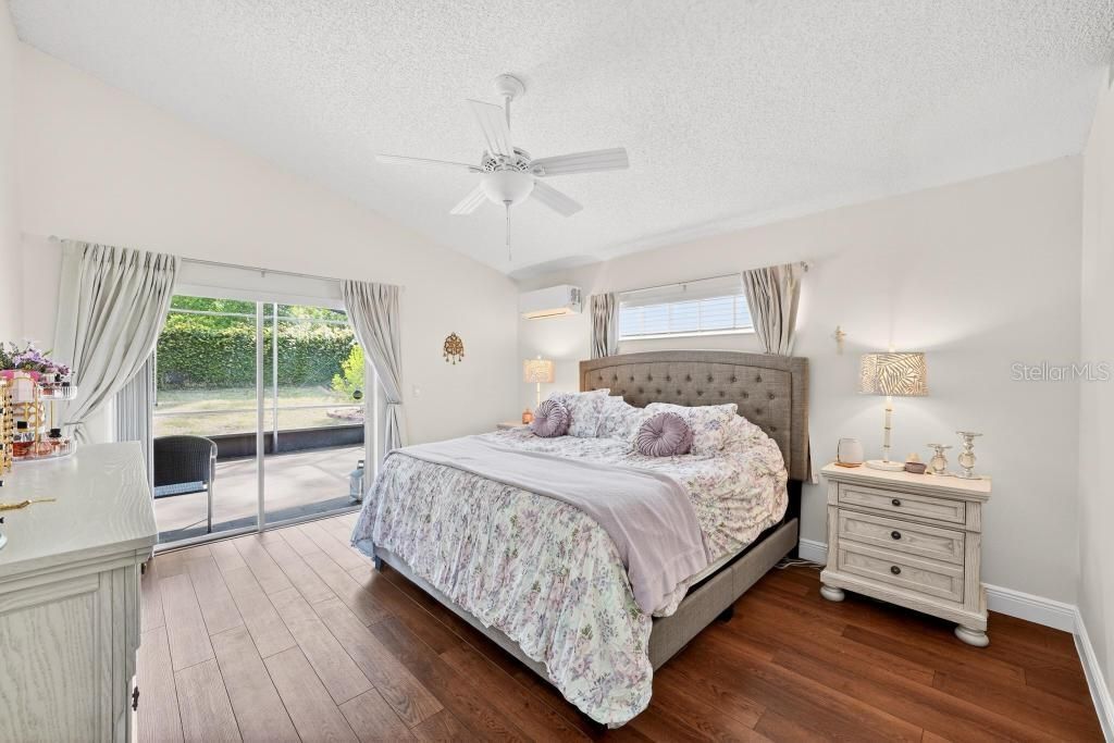 Image 43 of property listing at 5477 GLEN OAK PLACE, Sanford, FL 32771