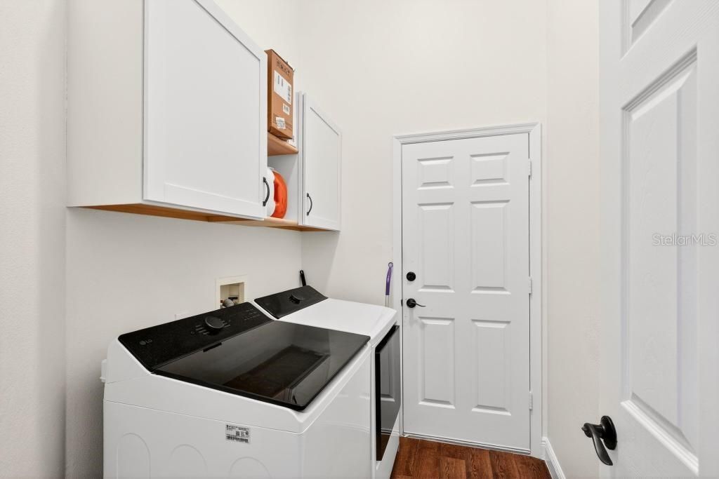 Image 55 of property listing at 5477 GLEN OAK PLACE, Sanford, FL 32771