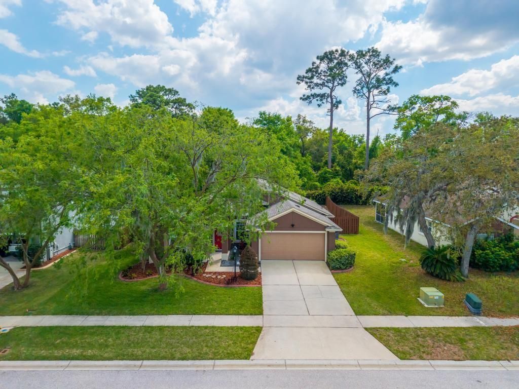 Image 65 of property listing at 5477 GLEN OAK PLACE, Sanford, FL 32771