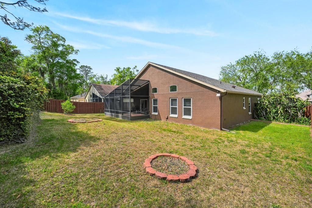 Image 78 of property listing at 5477 GLEN OAK PLACE, Sanford, FL 32771