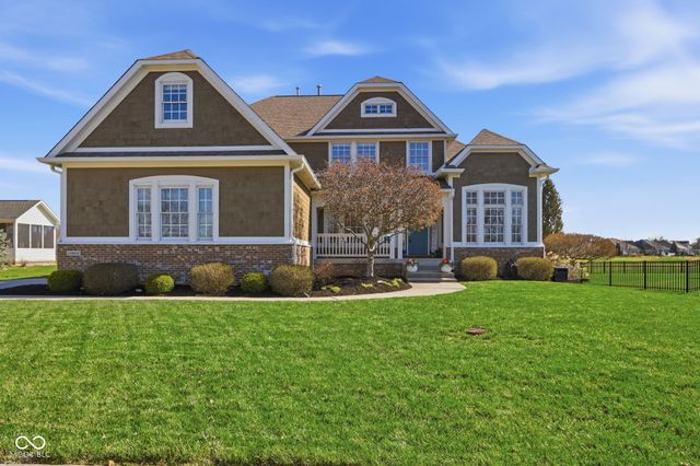 10852 Fairwoods Drive, Fishers, IN 46037