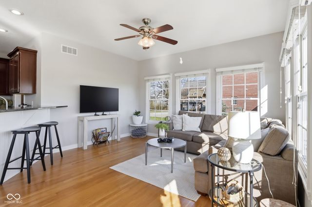 10852 Fairwoods Drive, Fishers, IN 46037