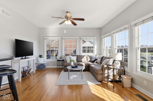 10852 Fairwoods Drive, Fishers, IN 46037