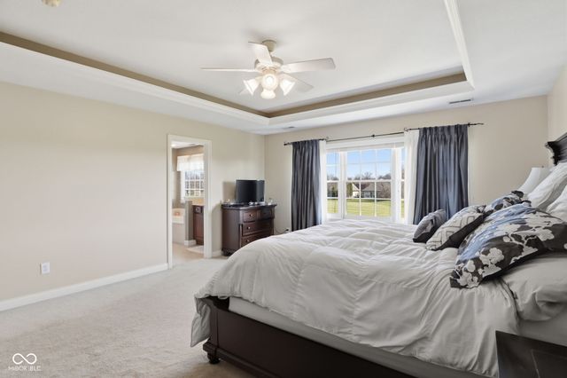 10852 Fairwoods Drive, Fishers, IN 46037