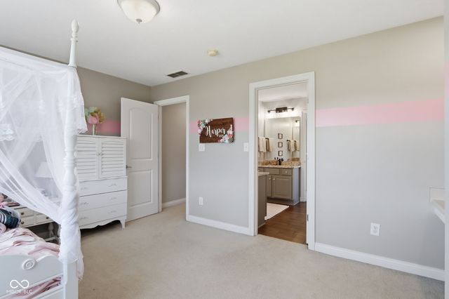 10852 Fairwoods Drive, Fishers, IN 46037