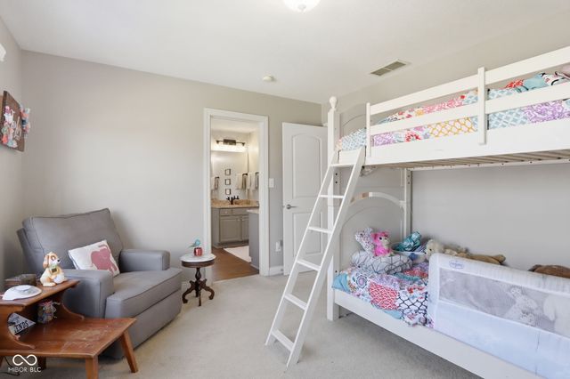 10852 Fairwoods Drive, Fishers, IN 46037