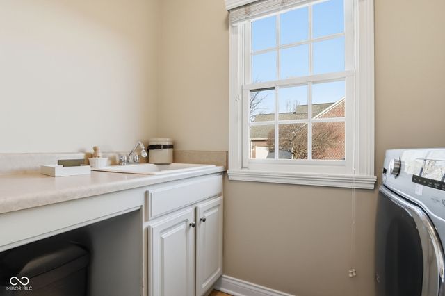 10852 Fairwoods Drive, Fishers, IN 46037