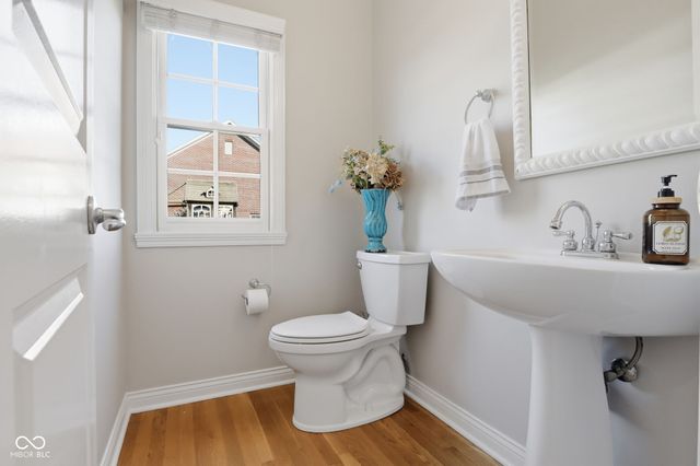 10852 Fairwoods Drive, Fishers, IN 46037