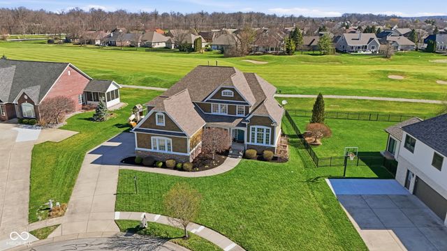 10852 Fairwoods Drive, Fishers, IN 46037