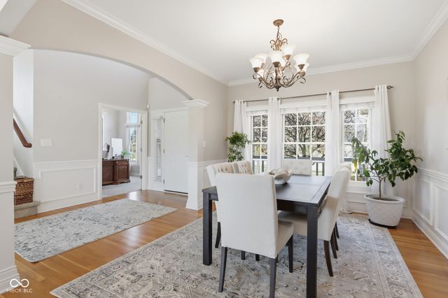 10852 Fairwoods Drive, Fishers, IN 46037