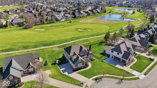 10852 Fairwoods Drive, Fishers, IN 46037