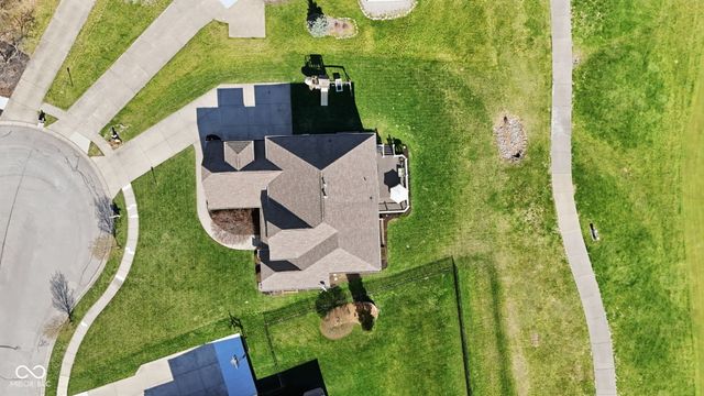 10852 Fairwoods Drive, Fishers, IN 46037