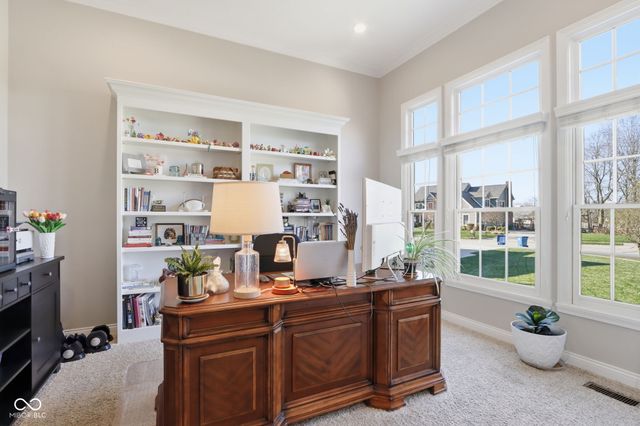 10852 Fairwoods Drive, Fishers, IN 46037