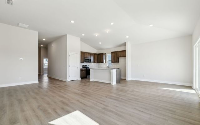 455 Stardust Dr, Lebanon, TN 37087