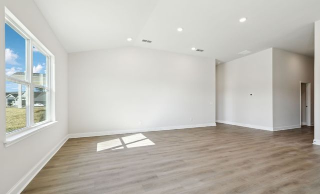 455 Stardust Dr, Lebanon, TN 37087