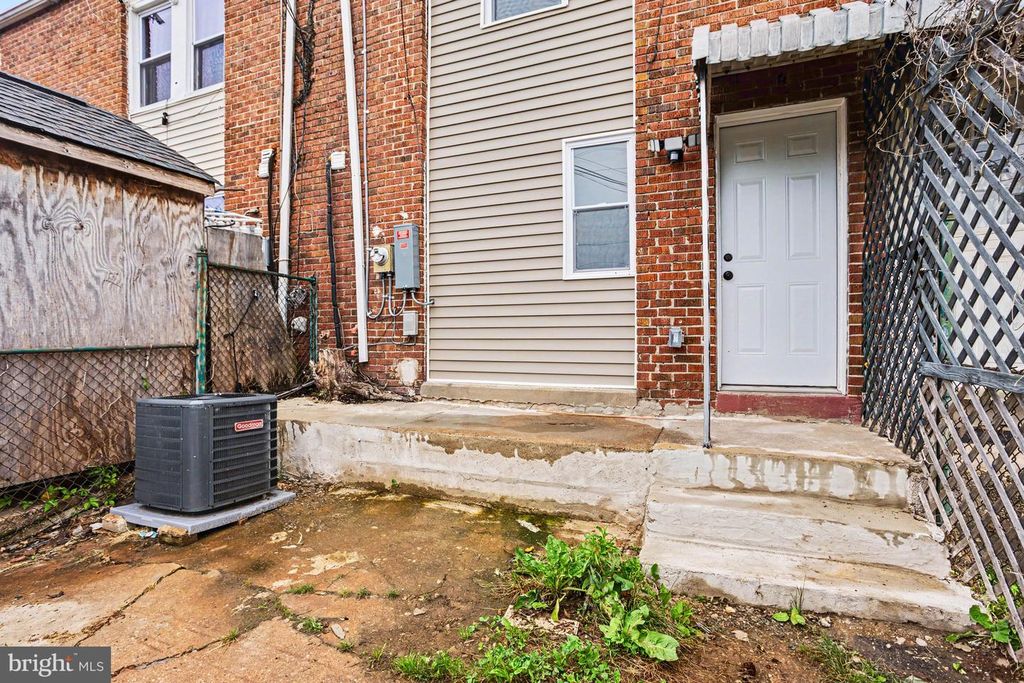 Image 23 of property listing at 7945 EASTDALE RD, Baltimore, MD 21224