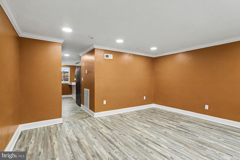 Image 3 of property listing at 7945 EASTDALE RD, Baltimore, MD 21224
