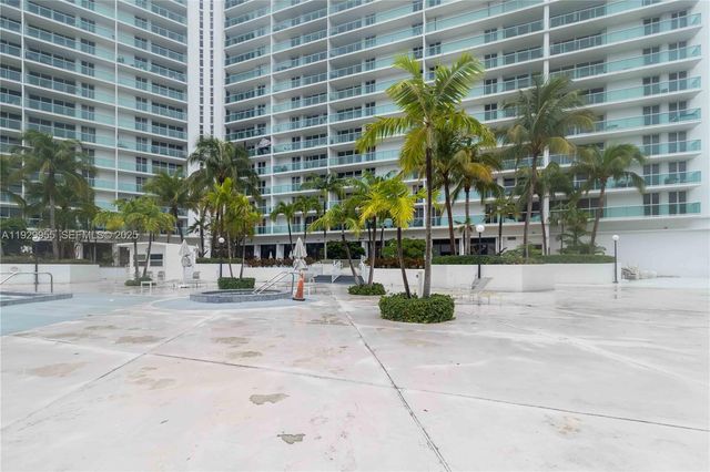 100 Bayview Dr 2014, Sunny Isles Beach, FL 33160