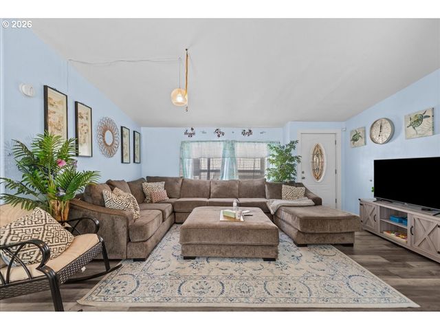 30 JEROME Ct, Gleneden Beach, OR 97388