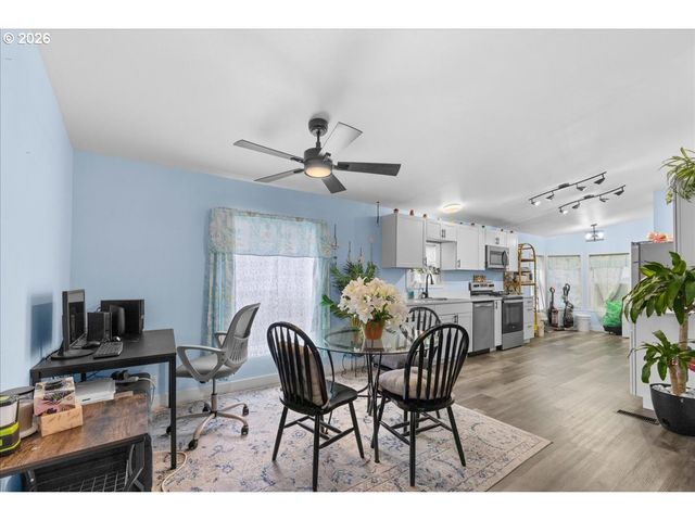 30 JEROME Ct, Gleneden Beach, OR 97388