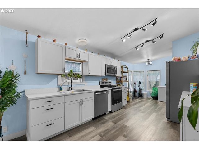 30 JEROME Ct, Gleneden Beach, OR 97388