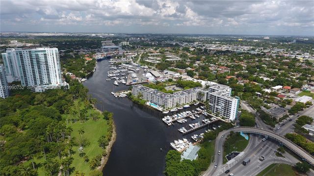 1700 NW North River Dr, Miami, FL 33125