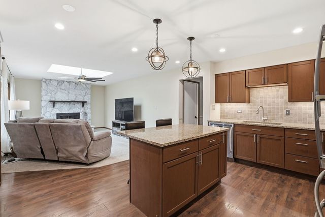 8512 170th Place, Tinley Park, IL 60487