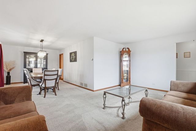 8512 170th Place, Tinley Park, IL 60487