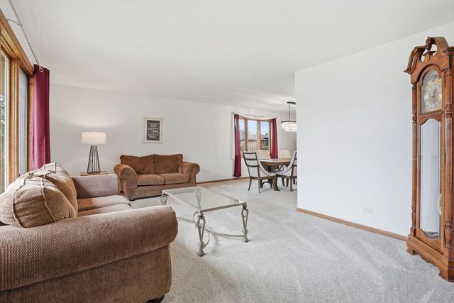 8512 170th Place, Tinley Park, IL 60487