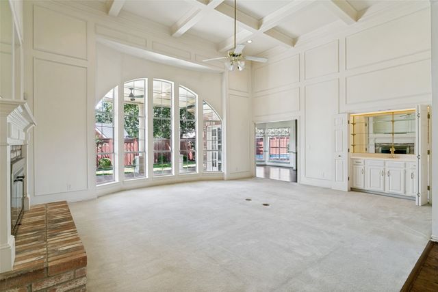 807 Ridgedale Court, Southlake, TX 76092