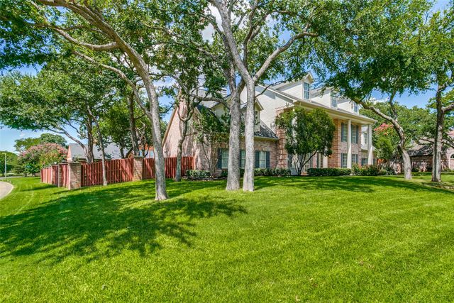 807 Ridgedale Court, Southlake, TX 76092