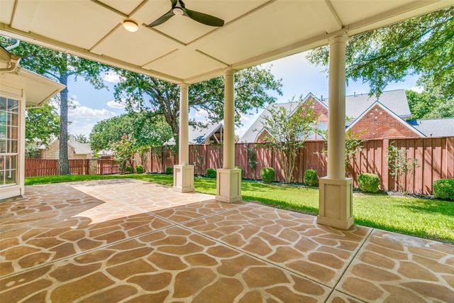 807 Ridgedale Court, Southlake, TX 76092