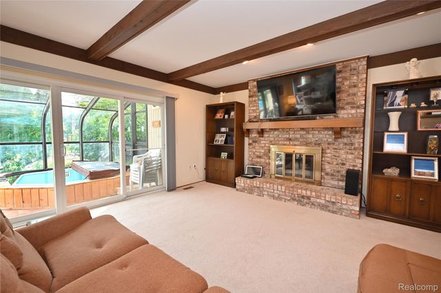 5104 Prentis Drive, Troy, MI 48085