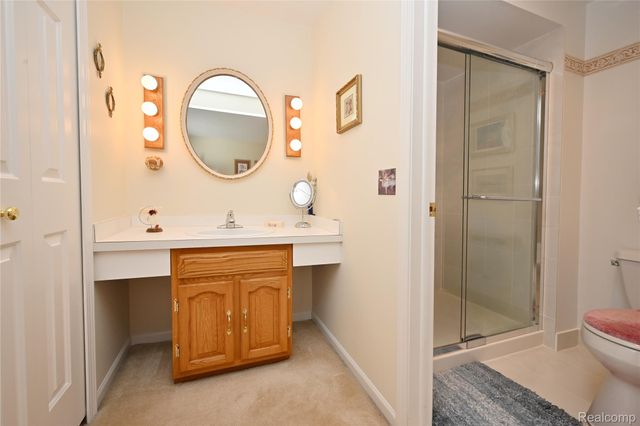 5104 Prentis Drive, Troy, MI 48085