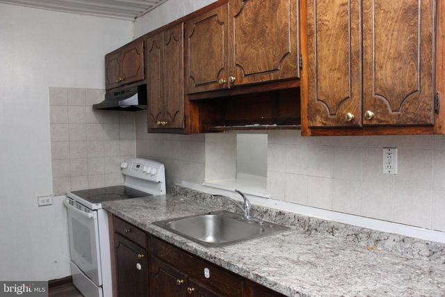 2051 DENNIE ST, Philadelphia, PA 19140