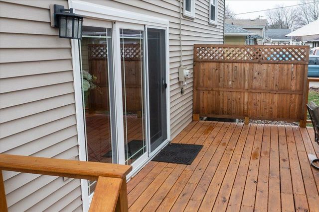 1058 TULLAR ROAD, Neenah, WI 54956