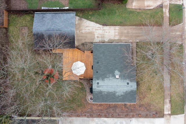 1058 TULLAR ROAD, Neenah, WI 54956