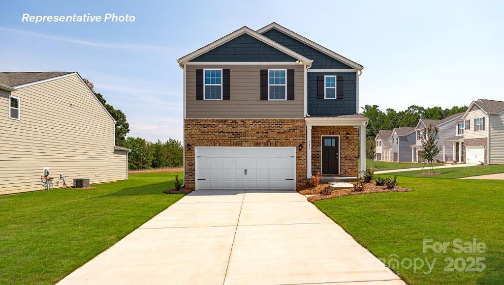 1333 37th Avenue Lane NE, Hickory, NC 28601