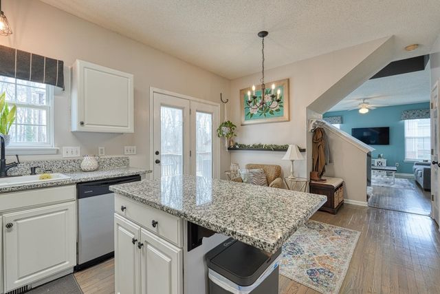 372 Annabel Drive, Boiling Springs, SC 29316