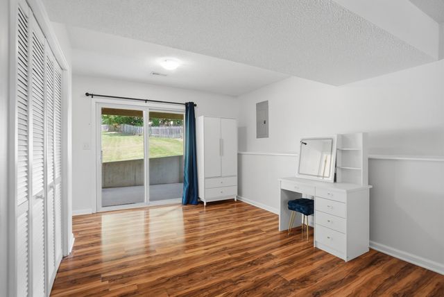 2403 UMC DR, Columbia, MO 65201