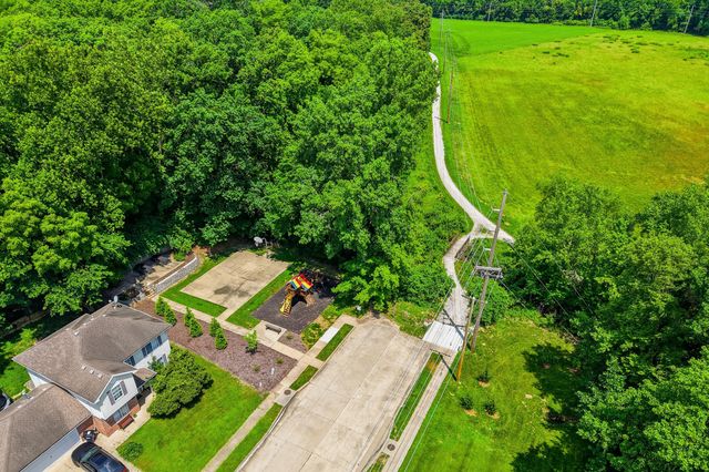 2403 UMC DR, Columbia, MO 65201