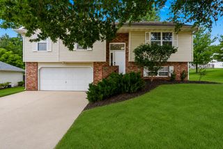 2403 UMC DR, Columbia, MO 65201