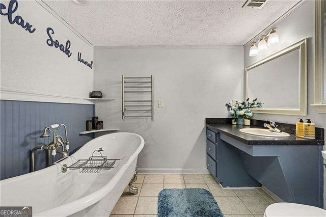 4238 Rocky Ledge Way, Snellville, GA 30039