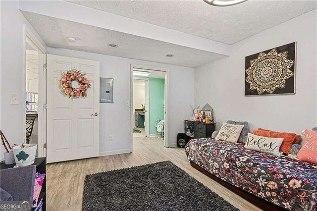 4238 Rocky Ledge Way, Snellville, GA 30039