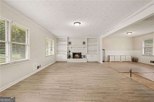 4238 Rocky Ledge Way, Snellville, GA 30039