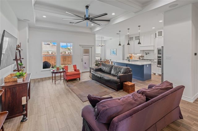 13833 Hawksnest Bay Dr, Corpus Christi, TX 78418