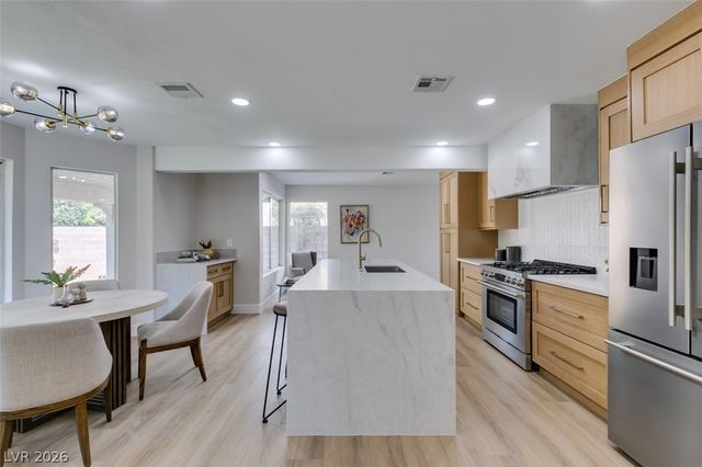 2729 Fire Water Court, Las Vegas, NV 89117